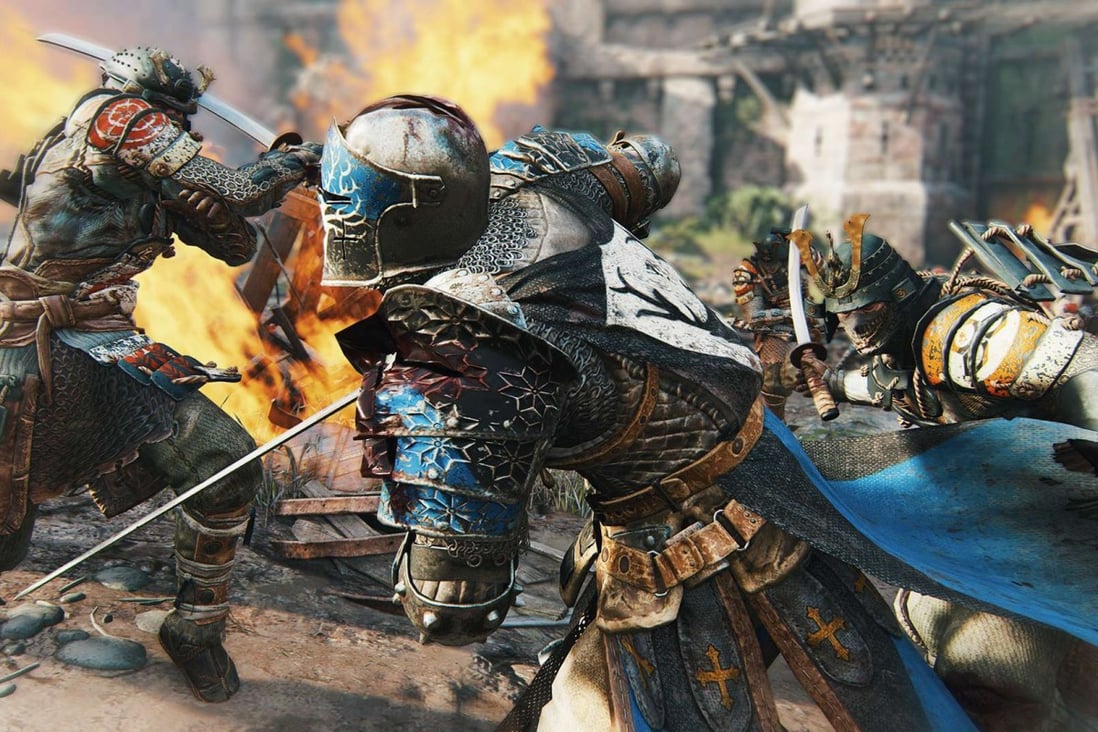 Learn the fighting moves and the set-pieces, choose your character’s allegiance and immerse yourself in a world of sieges, death matches and battles