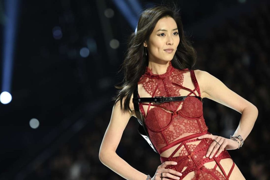 Chinese model Liu Wen present a creation during the 2016 Victoria's Secret Fashion Show at the Grand Palais in Paris on November 30. Photo: AFP