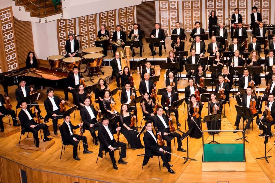 The Hong Kong Philharmonic Orchestra provided the sound for Gainsbourg Symphonic with Jane Birkin. Photl: Courtesy of Hong Kong Arts Festival