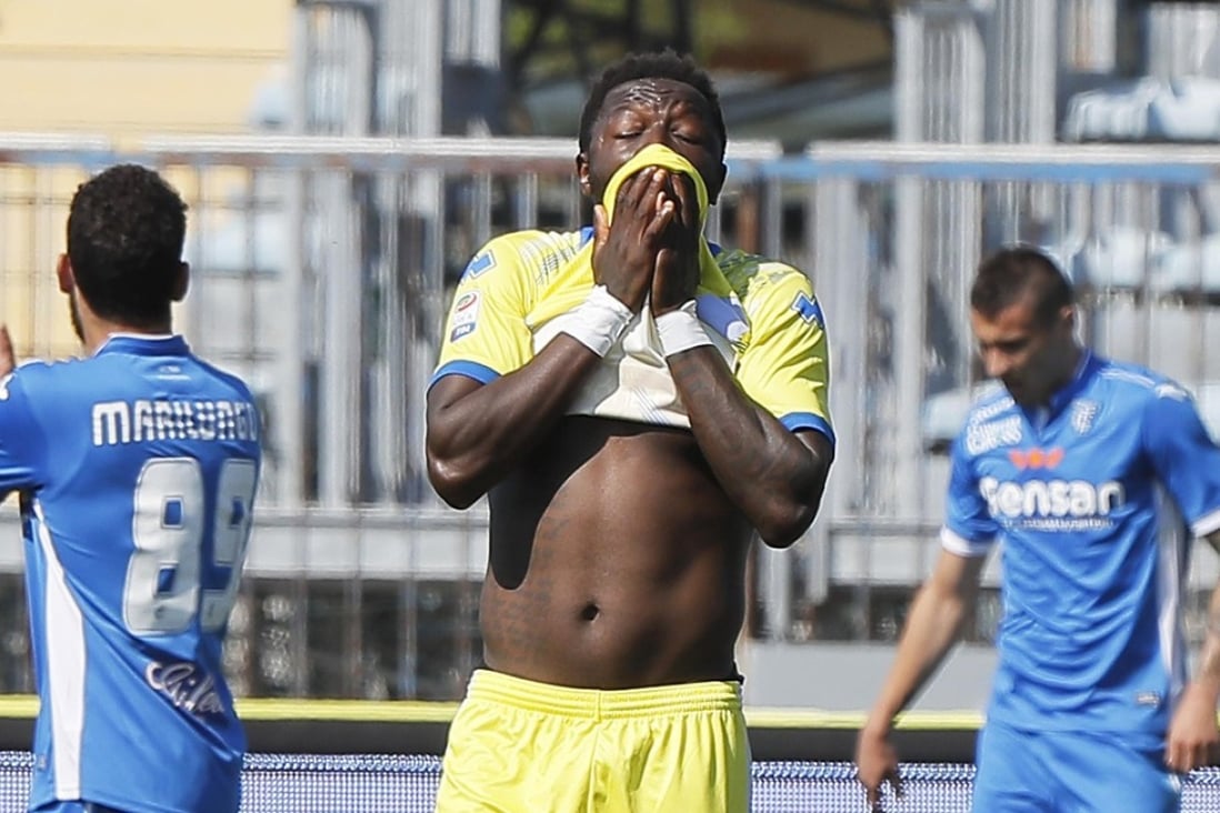 Pescara midfielder Sulley Muntari was sent-off following his protest over racial abuse. Photo: EPA