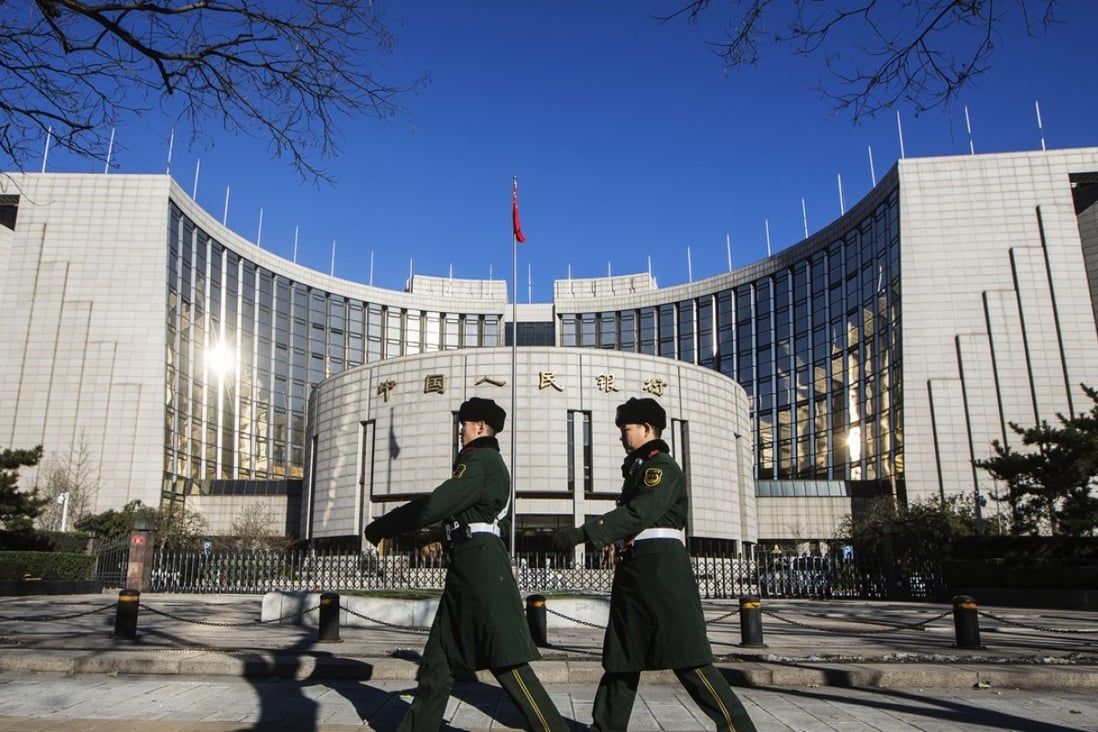Beijing has made “deleveraging” the economy a major task for the year, stepping up efforts to reduce interbank liquidity via open market operations. PHOTO: Bloomberg