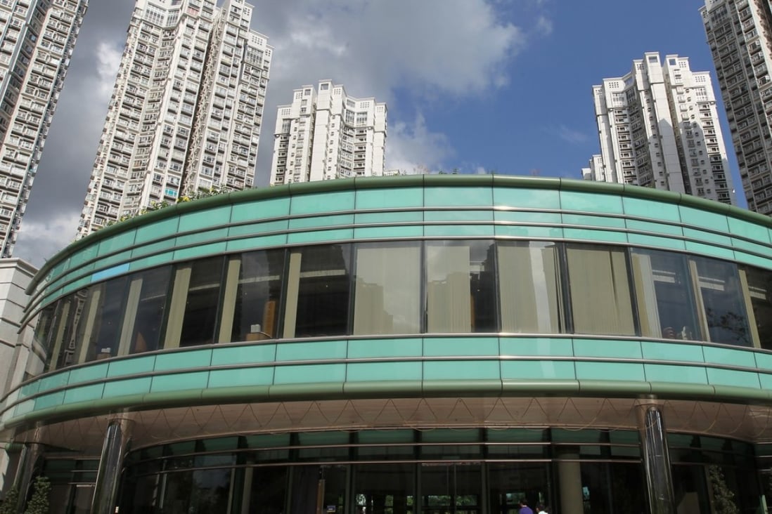 Kingswood Villas Country Club and Kenswood Court in Kingswood Villas, Tin Shui Wai