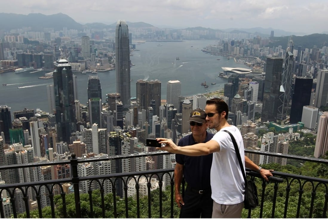 expat-pay-packages-in-hong-kong-hit-five-year-low-survey-finds-south