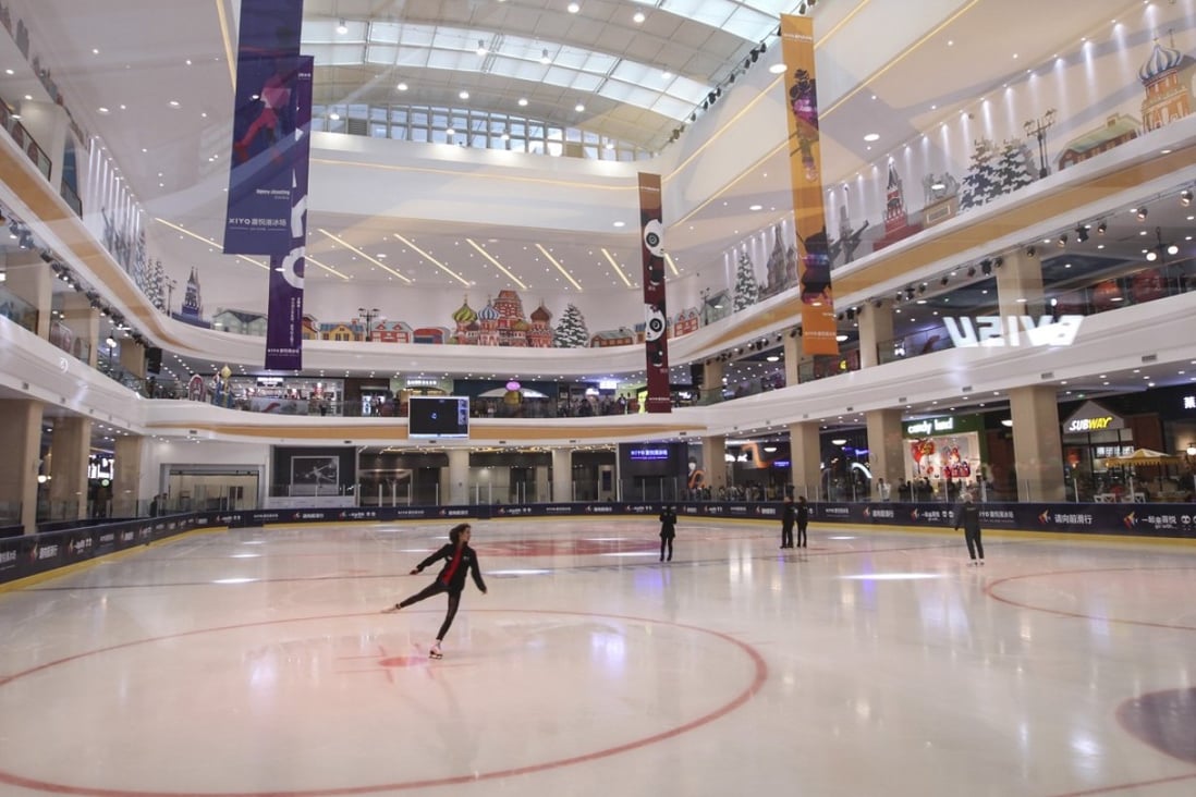 New shopping malls in China, such as Wanda Mall, which opened on June 30, could struggle to raise leasing rates on embattled retailers in coming years. Photo: Simon Song