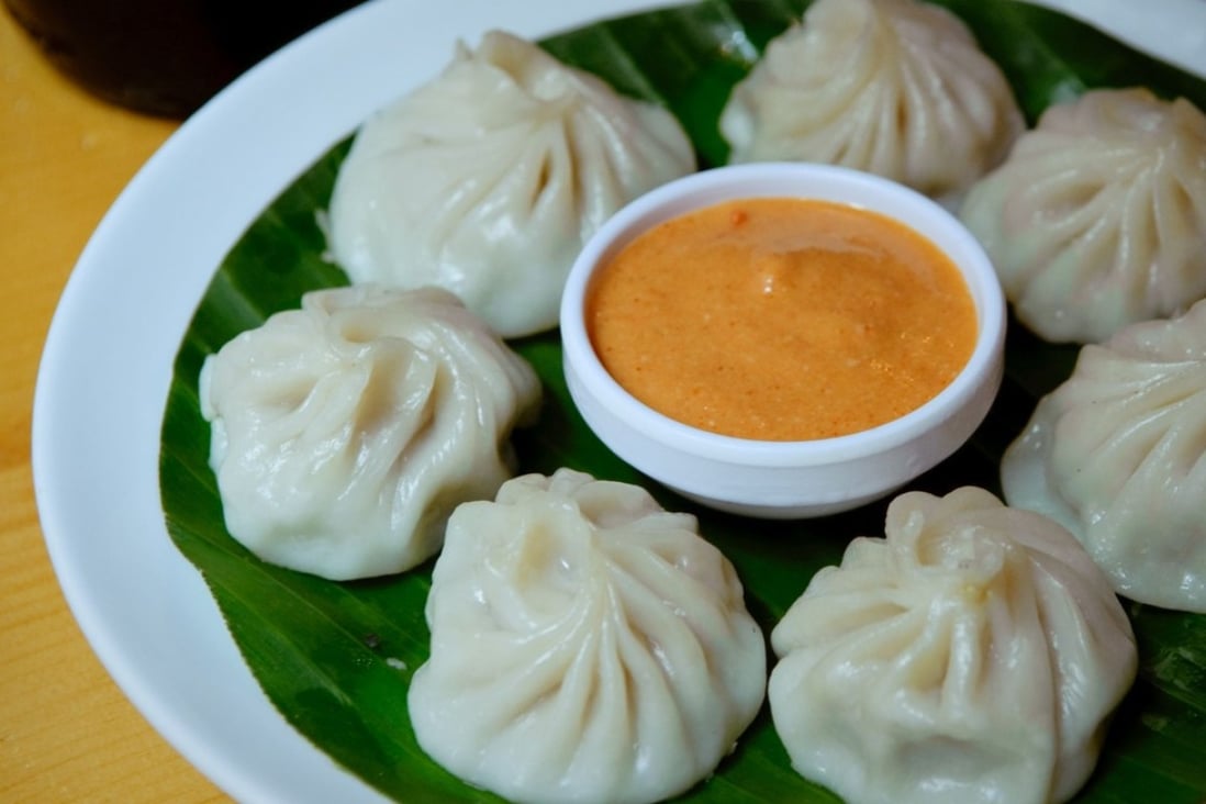 Tandoori Momo How Tibetan Refugees Reshaped Indian Cuisine South China Morning Post The usual choices include steamed as for the difference between dumplings and potstickers, potstickers are a form of chinese dumplings called jiaozi, consisting of meat and mixed. tandoori momo how tibetan refugees
