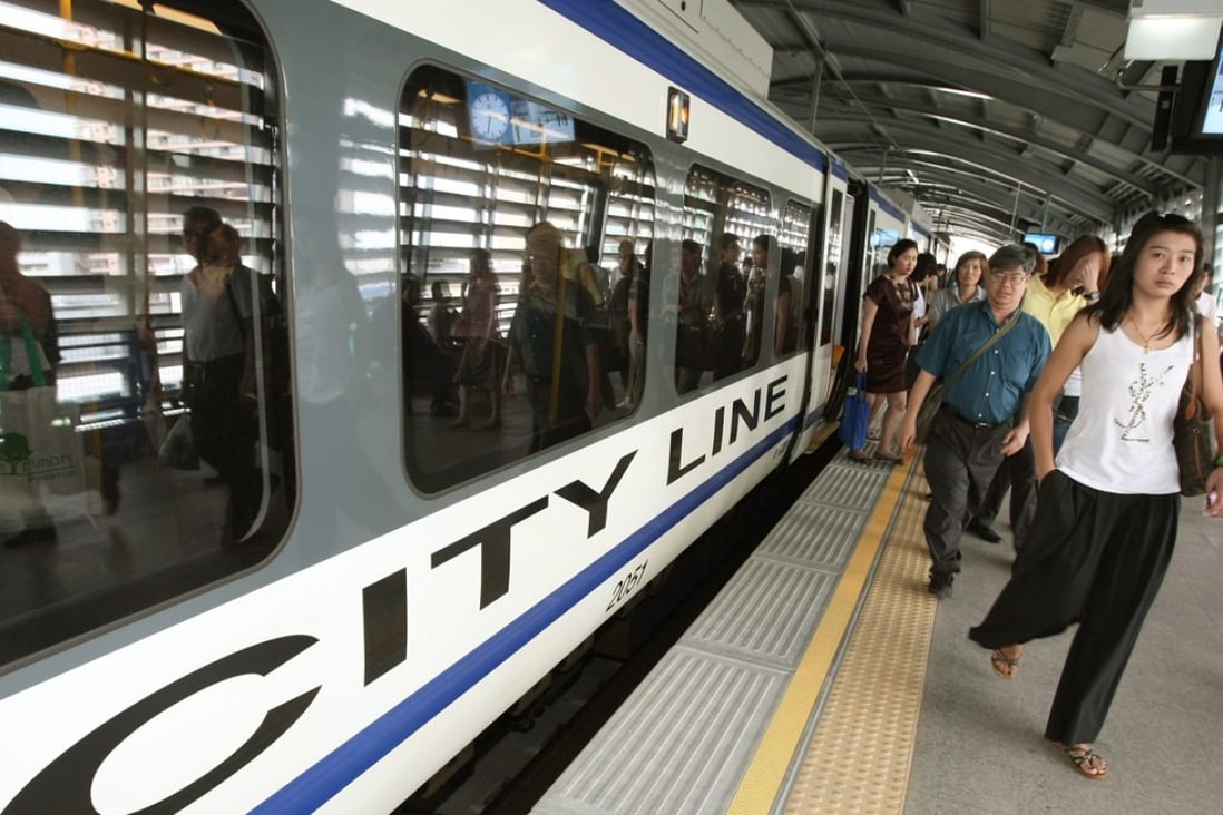 Thai passengers on the Suvarnabhumi Airport Rail Link. Photo: EPA