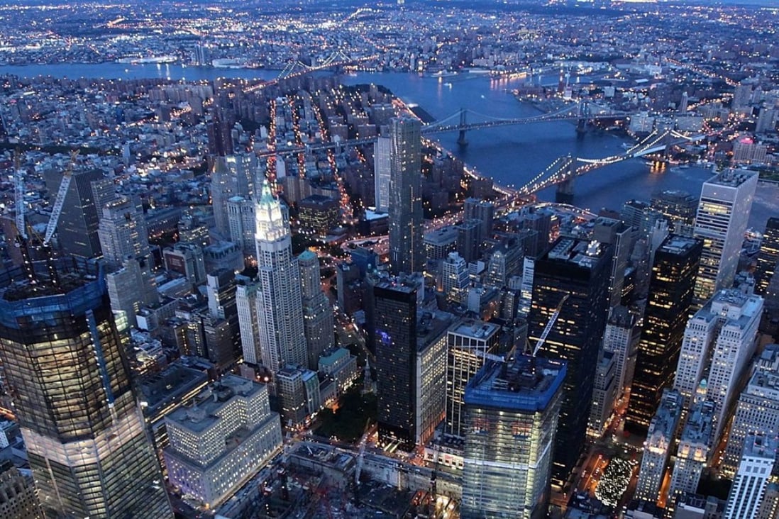 The Manhattan rental market is having to contend with an unrelenting wave of new supply, and owners are now being forced to offer rent discounts and deal sweeteners to fill their units before the slower, cooler months set in. Photo: AFP