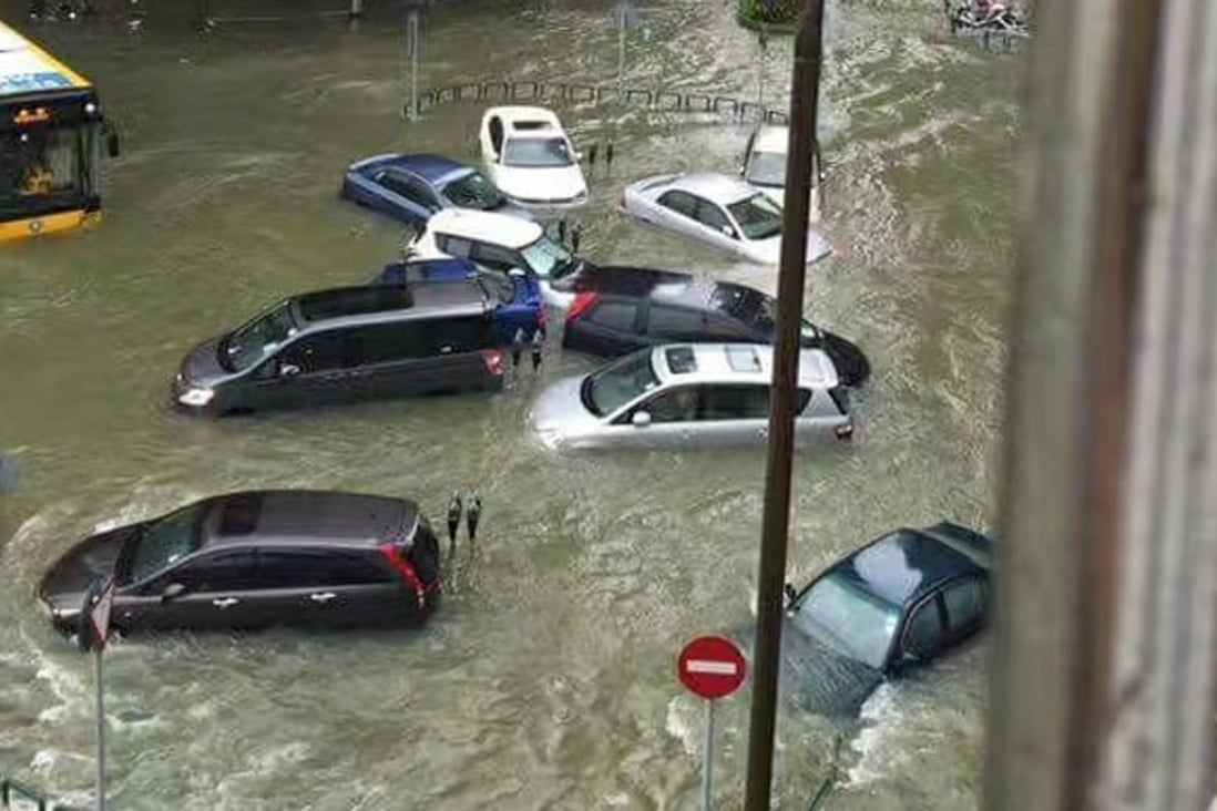 Floods in Macau after Typhoon Hato hit. Photo: Weibo