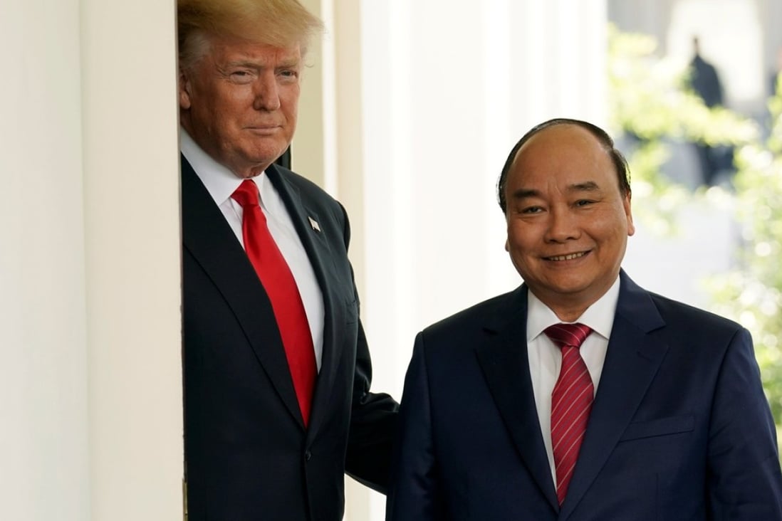 US President Donald Trump welcomes Vietnamese Prime Minister Nguyen Xuan Phuc to the White House. Photo: Reuters