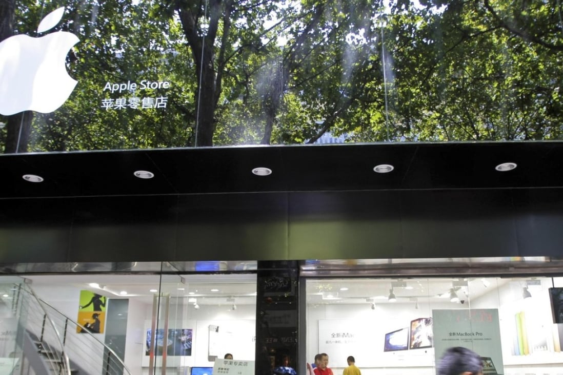 A fake Apple store in Kunming, Yunnan province points to an epidemic of Chinese counterfeiting. Complete with the white Apple logo, the store shown in this 2011 file photo looks like Apple Stores found all over the world. Photo: Reuters