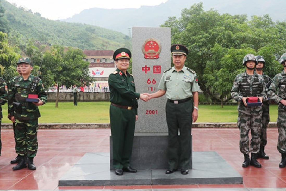 At a meeting on border defence issues last Sunday, Fan Changlong (right), vice-chairman of China’s Central Military Commission, told Vietnamese Defence Minister Ngo Xuan Lich (left) that the two nations should seek to “strengthen mutual trust and deepen communication”. Photo: Handout