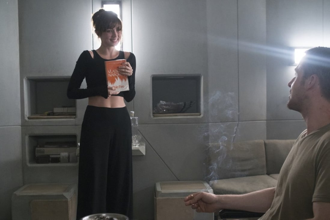 Ana de Armas and Ryan Gosling play alongside each other in Blade Runner 2049.