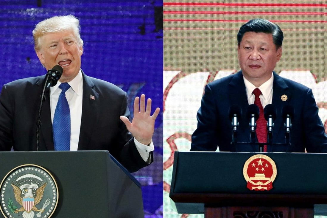Combo picture of Donald Trump and Xi Jinping at APEC. (Left) U.S. President Donald Trump speaks during the Asia-Pacific Economic Cooperation (APEC) CEO Summit in Da Nang, Vietnam, on Friday, Nov. 10, 2017. Photo: EPA