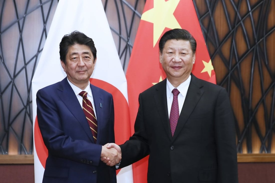 Chinese President Xi Jinping meets with Japanese Prime Minister Shinzo Abe in Da Nang, Vietnam. Photo: Xinhua