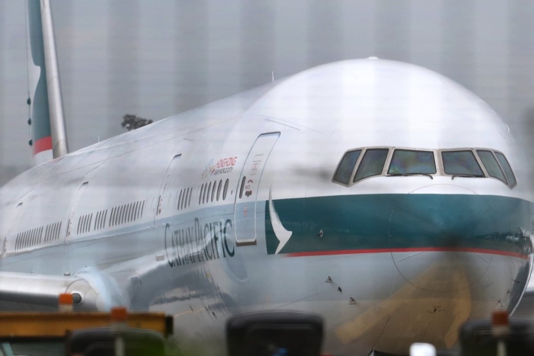 Loss-making Cathay Pacific had earlier attempted to axe a HK$900 million accommodation payment scheme to 1,000 senior cockpit crews. Photo: Felix Wong