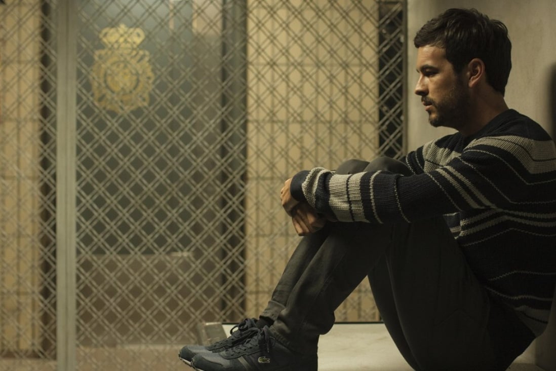 Mario Casas plays a man who is accused of murdering his mistress in the film The Invisible Guest (category IIA, Spanish), directed by Oriol Paulo. The film also stars Barbara Lennie, Ana Wagener and Jose Coronado.