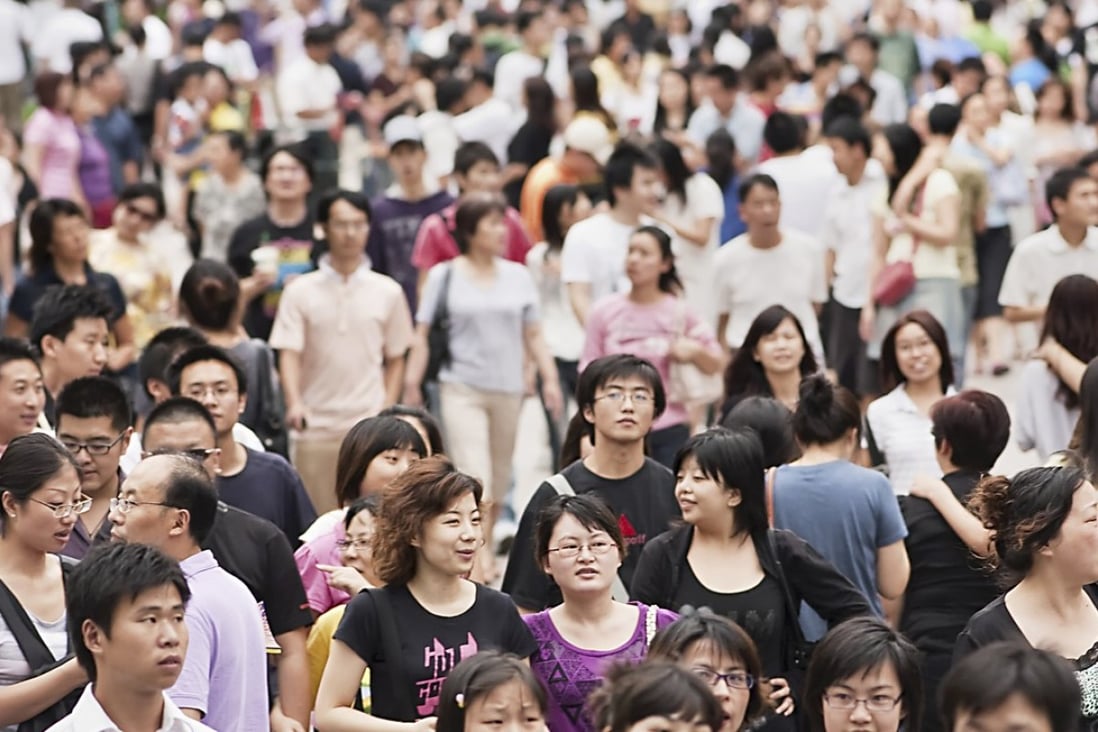 A file picture of shoppers on the Nanjing Road in Shanghai. Photo: Shutterstock