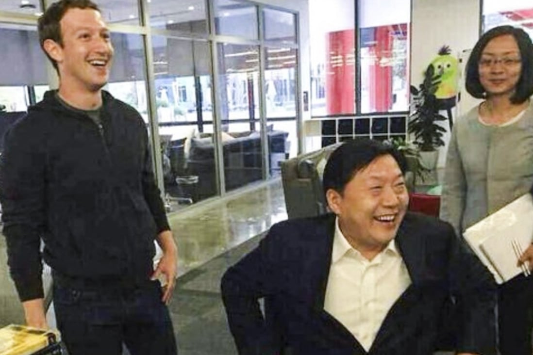 Internet tsar Lu Wei tries out Facebook founder Mark Zuckerberg’s seat for size at the company’s headquarters in 2014. Photo: China Network