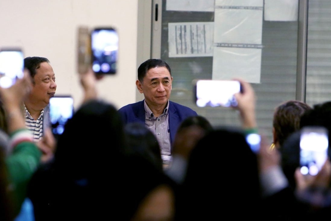Ciriaco Lagunzad III, Undersecretary for Workers Protection, Human Resource and Internal Auditing Services Cluster in the Philippines Department of Labour meeting Filipinos at the embassy in Kuwait City. Photo: AFP
