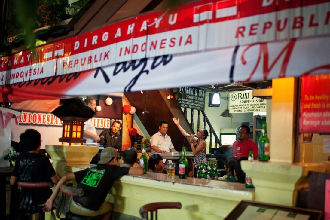 A night party in a bar on Jalan Jaksa in Jakarta, Indonesia. Photo: Alamy 