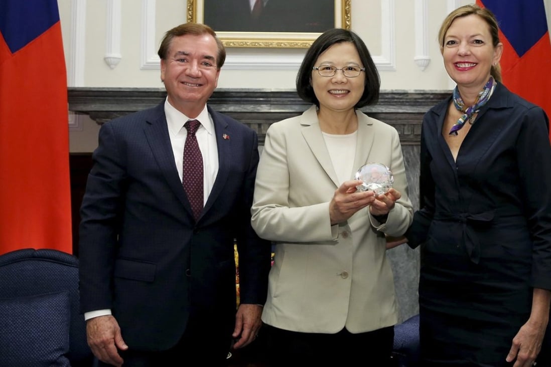 Ed Royce and his wife Marie Royce meet Taiwanese President Tsai Ing-wen in Taipei in 2016. Photo: Wikipedia