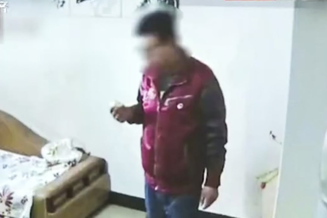 A man from eastern China was detained for stealing a surveillance camera from a local office building. Photo: News.163.com