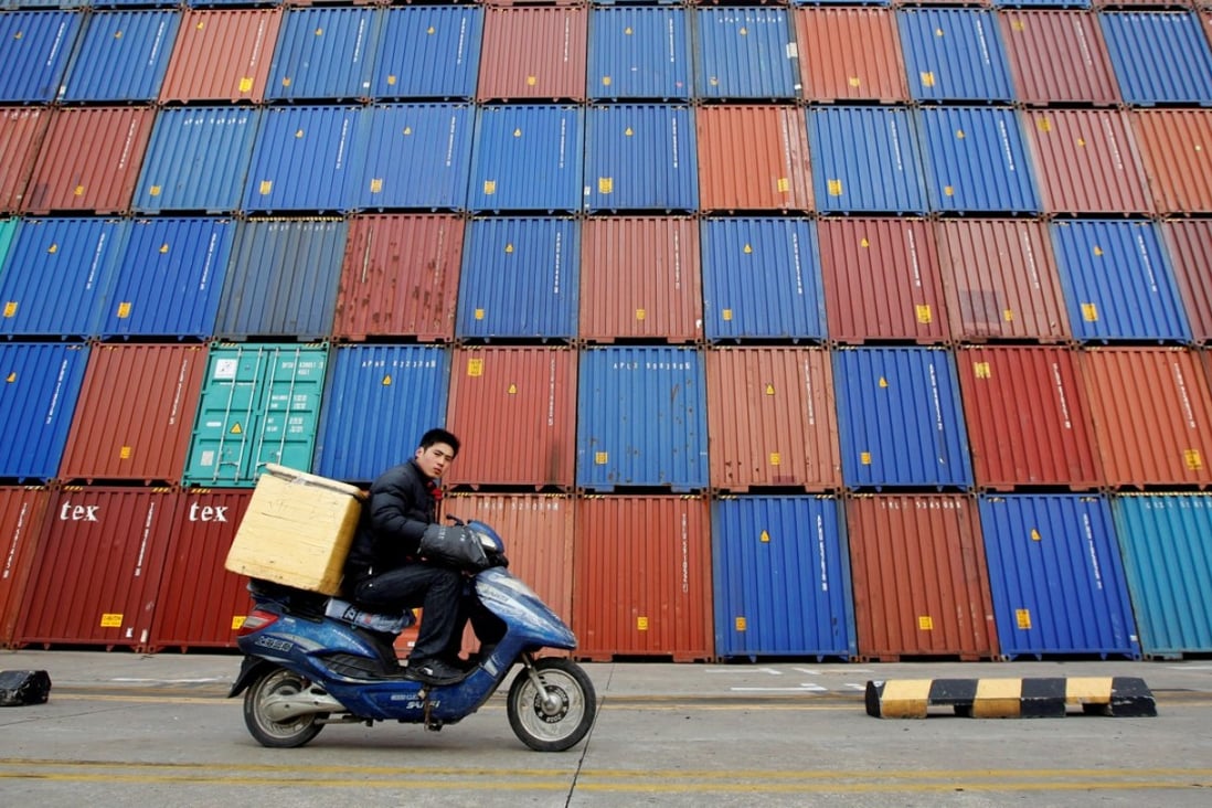 The BIS chief says rising trade tensions between the United States and China could turn into a dangerous downward spiral. Photo: Reuters