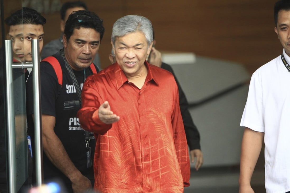 Anti Graft Unit Grills Najib S Former Deputy Freezes Bank Accounts South China Morning Post