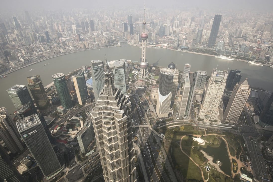 Shanghai authorities are adopting a series of measures to cool surging house prices in the city. Photo: Bloomberg