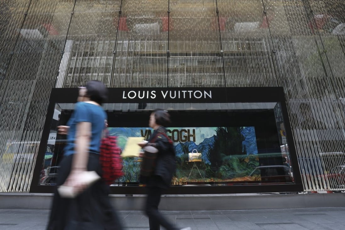 With Louis Vuitton bag costing just US$100 more China, will mainlanders still head Hong Kong for shopping expeditions? | South China Morning Post