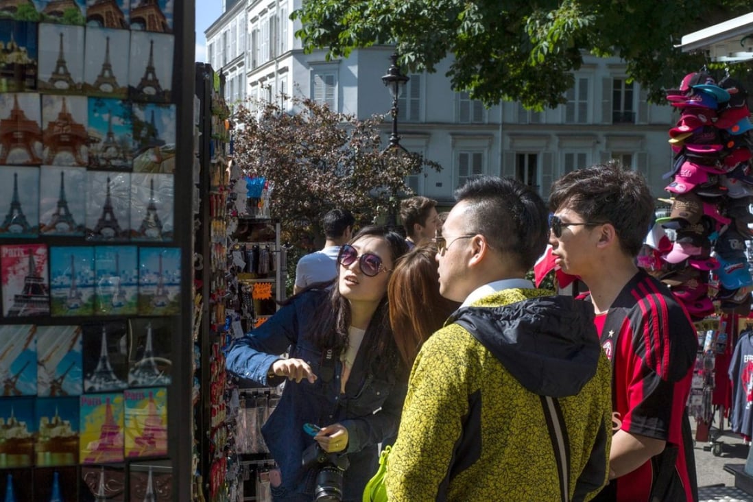 In France, the average Chinese tourist spent 11,386 yuan (US$1,667) with Alipay, almost four times than the average. Photo: AFP