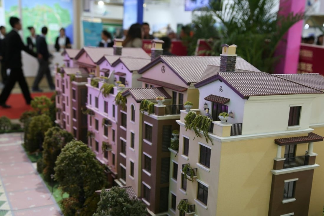 Chinese property developers are offering more incentives to buyers to rake up sales in September and October – the traditional peak season. Photo: Reuters