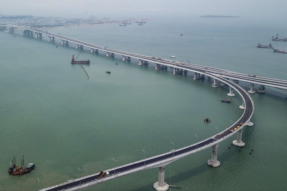 The main route to the Hong Kong Port area of the mega bridge. Photo: Roy Issa