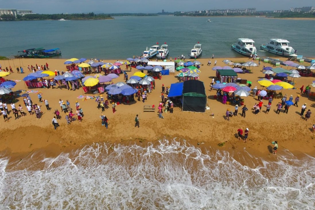 China is opening up its tropical island of Hainan to foreign investors in a bold move to woo the world to its newest free trade zone. Photo: Xinhua
