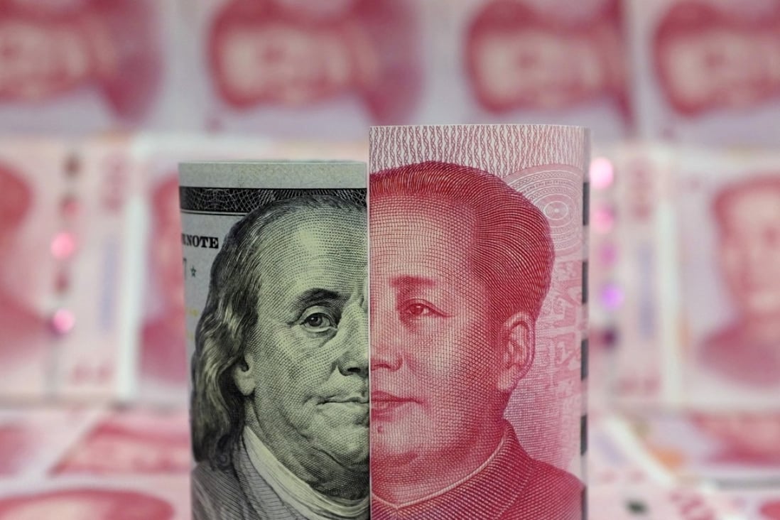 China’s forex reserves fell US$33.93 billion in October to US$3.053 trillion. Photo: Reuters