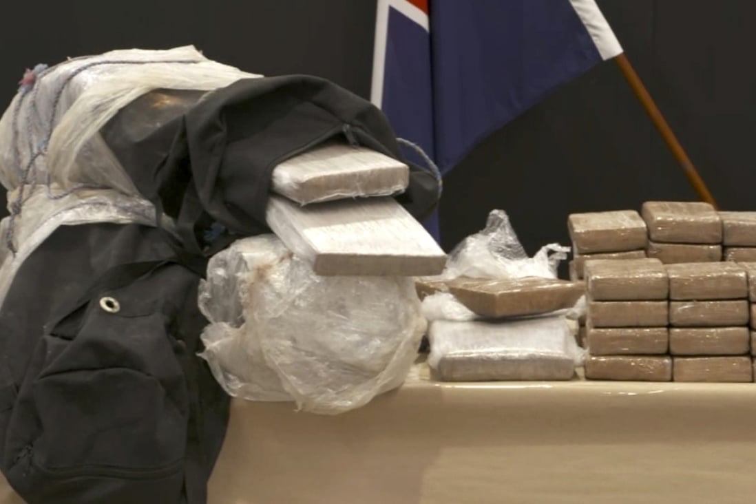 New Zealand police seize 190kg of cocaine hidden among bananas in