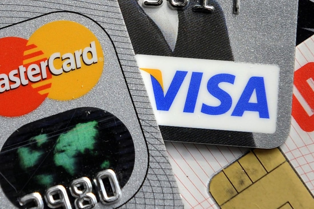 beware-of-complex-cash-rebates-and-reward-points-on-credit-cards-hong