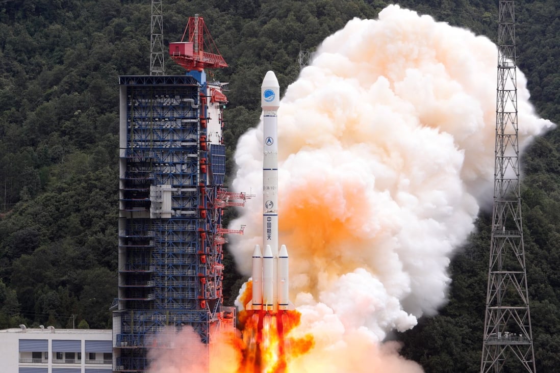 China sends twin BeiDou-3 navigation satellites into space on a Long March-3B carrier rocket from Xichang Satellite Launch Center in Xichang, Sichuan Province, October 15, 2018. Photo: Xinhua