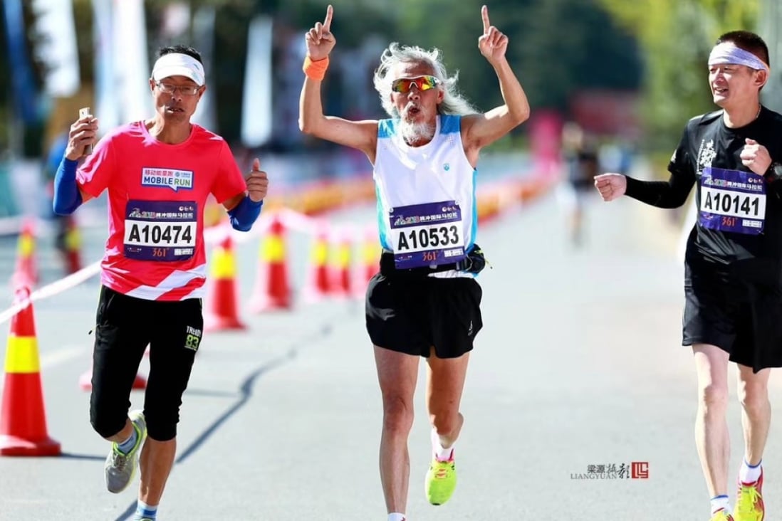 Liang Huguo competes in the 2018 Tengchong Marathon in China. The 72-year-old has run in 23 marathons. Photo: Liang Yuan