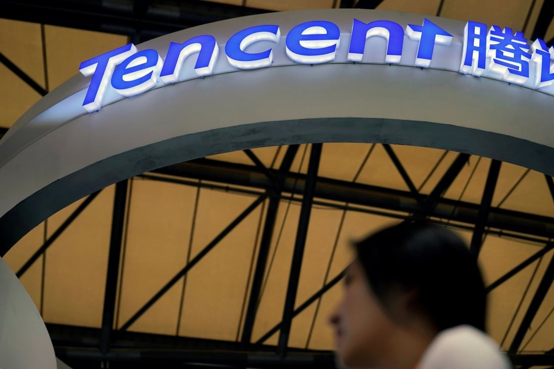 China has singled out Tencent Holdings’ popular news app for spreading vulgar information while shutting down more than 700 websites and thousands of apps in the span of just three weeks. Photo: Reuters