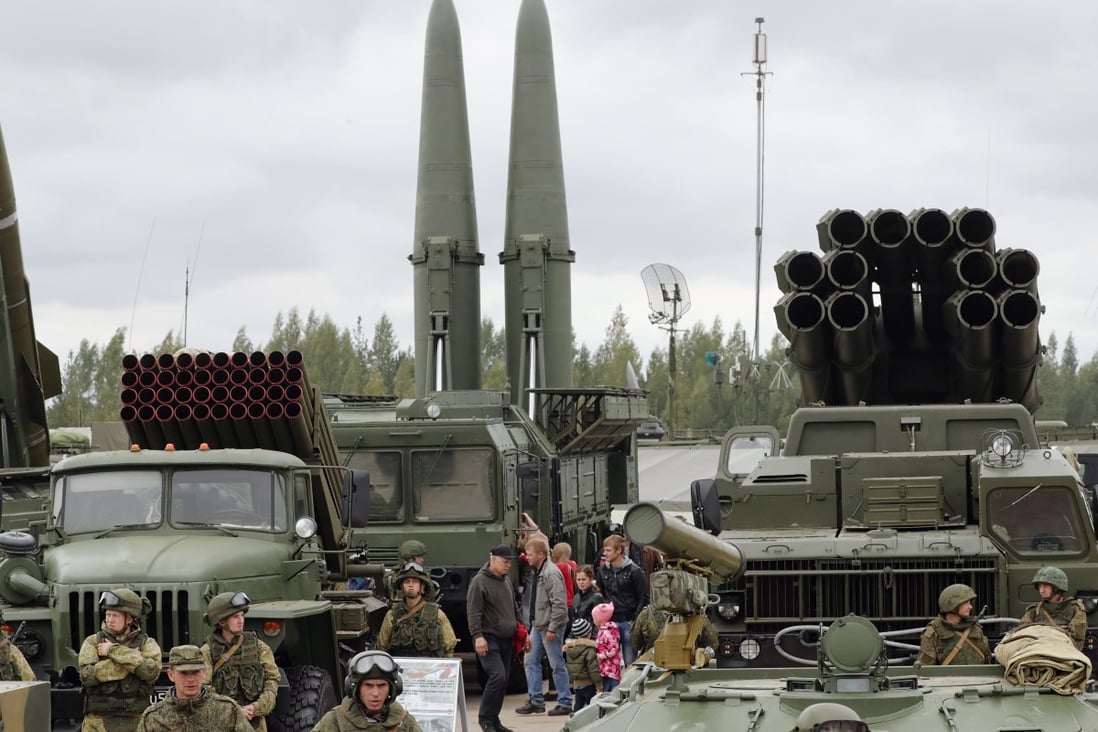 A military exhibition outside St Petersburg. File photo