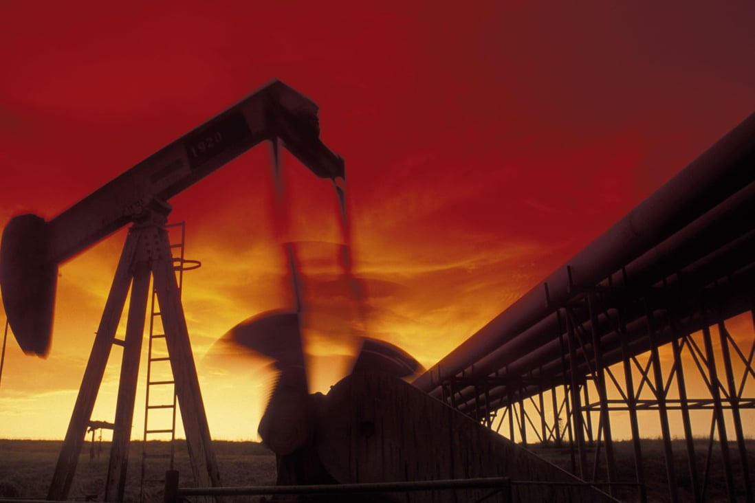 Venezuela provides China with 240,000 barrels of oil a day. Photo: Alamy