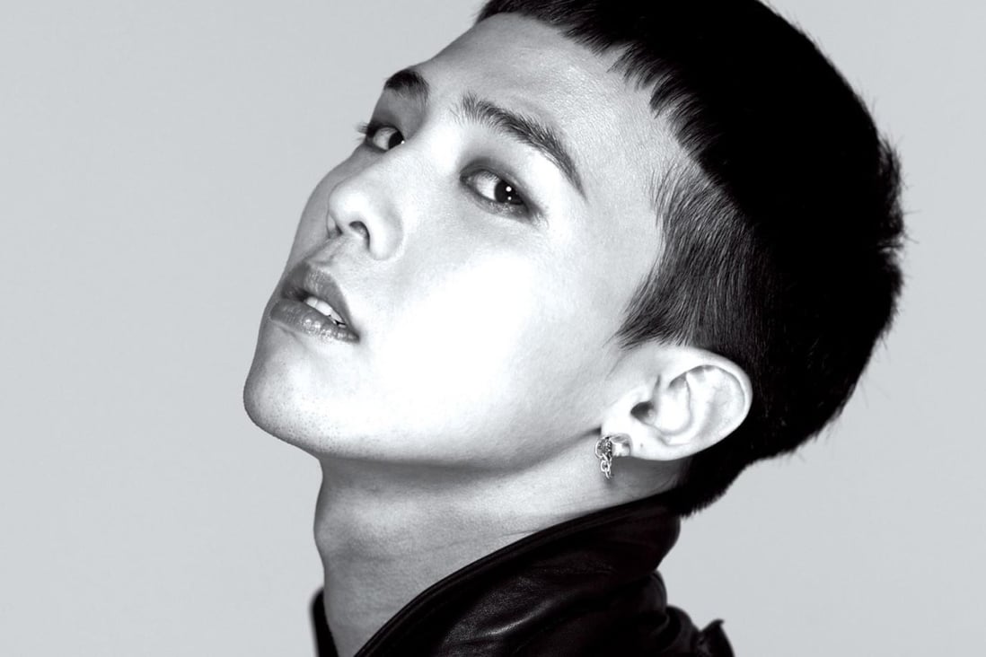 K-pop star G-Dragon is often said to resemble Mino from K-pop boy band Winner.
