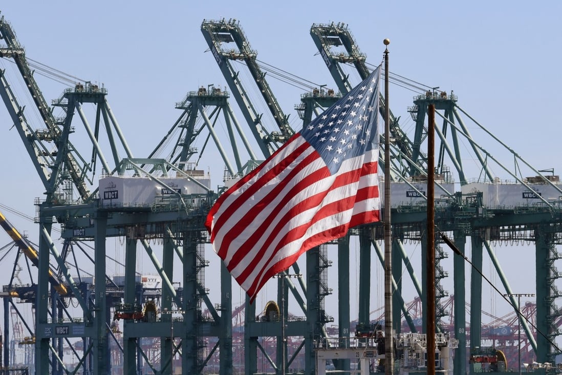 The United States’ trade deficit with China fell US$2.8 billion to what in November 2018? Photo: AFP