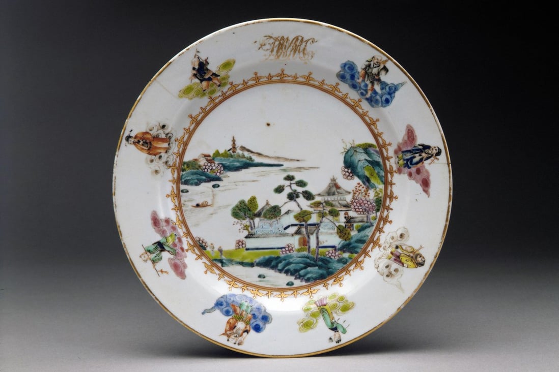 A dinner plate, circa 1796-1810, made in China for the American market. Photo: Alamy