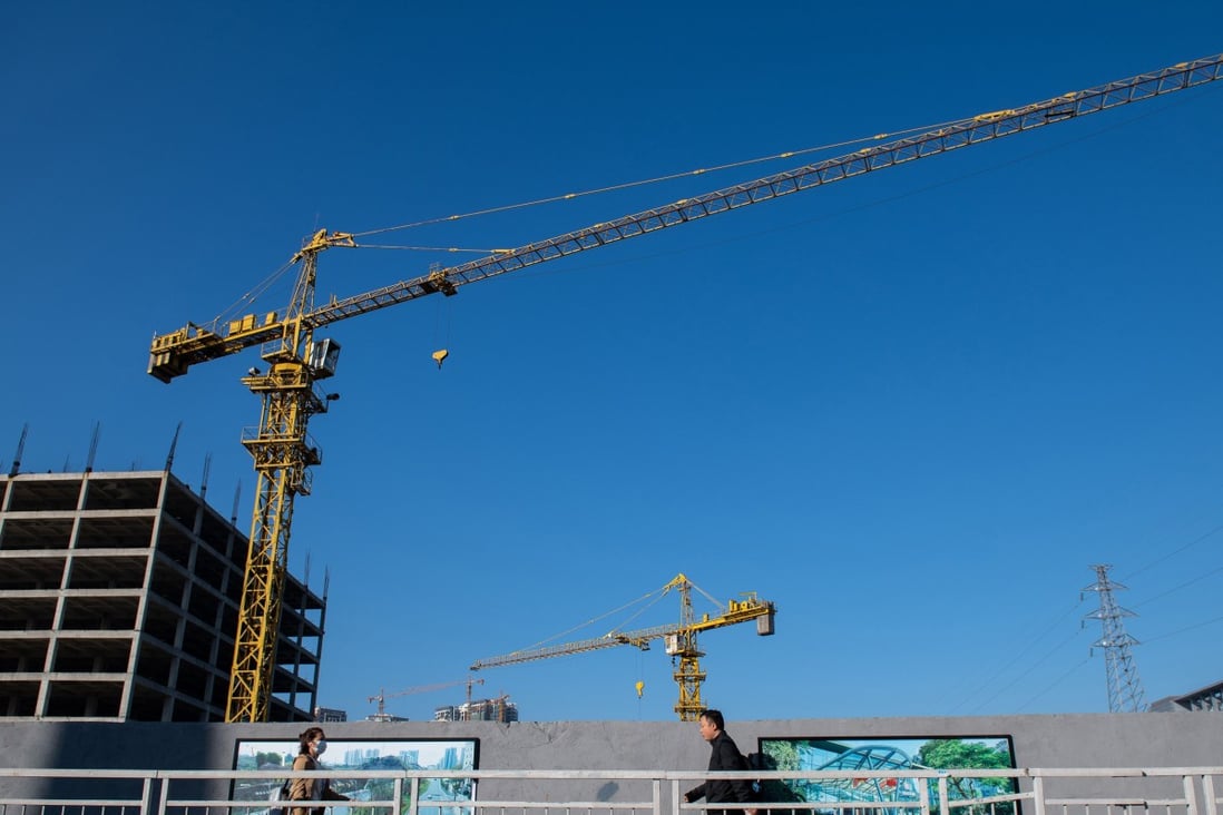 A construction site in Shenzhen, where banks have been lowering their mortgage rates. Photo: AFP