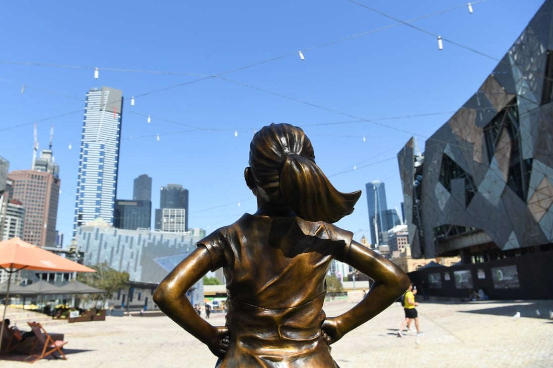 A replica of New York’s “Fearless Girl” statue stands at Federation Square in Melbourne, Australia. The replica was unveiled by artist Kristen Visbal ahead of International Women’s Day on March 8. Photo: EPA-EFE