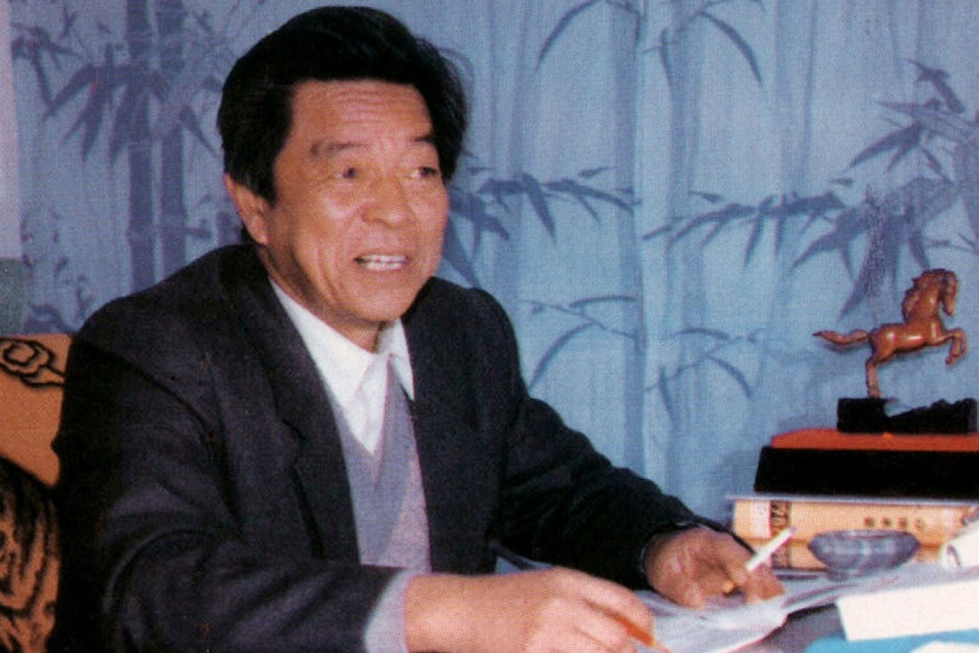 Chu Shijian, China’s Tobacco King, who went on to produce the country’s favourite oranges, has died, aged 91.