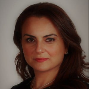 Mina Al-Oraibi