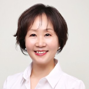 Rebecca Chunghee Kim
